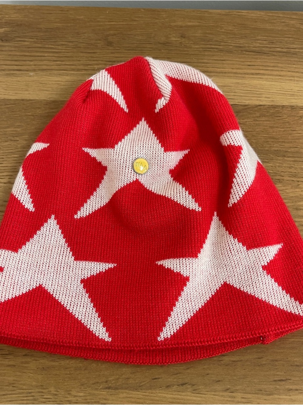 Bula red and white star beanie